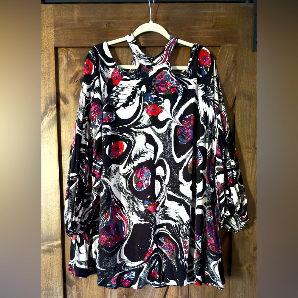 Free People Peacock Tunic/Dress with cut-out shoulders!
